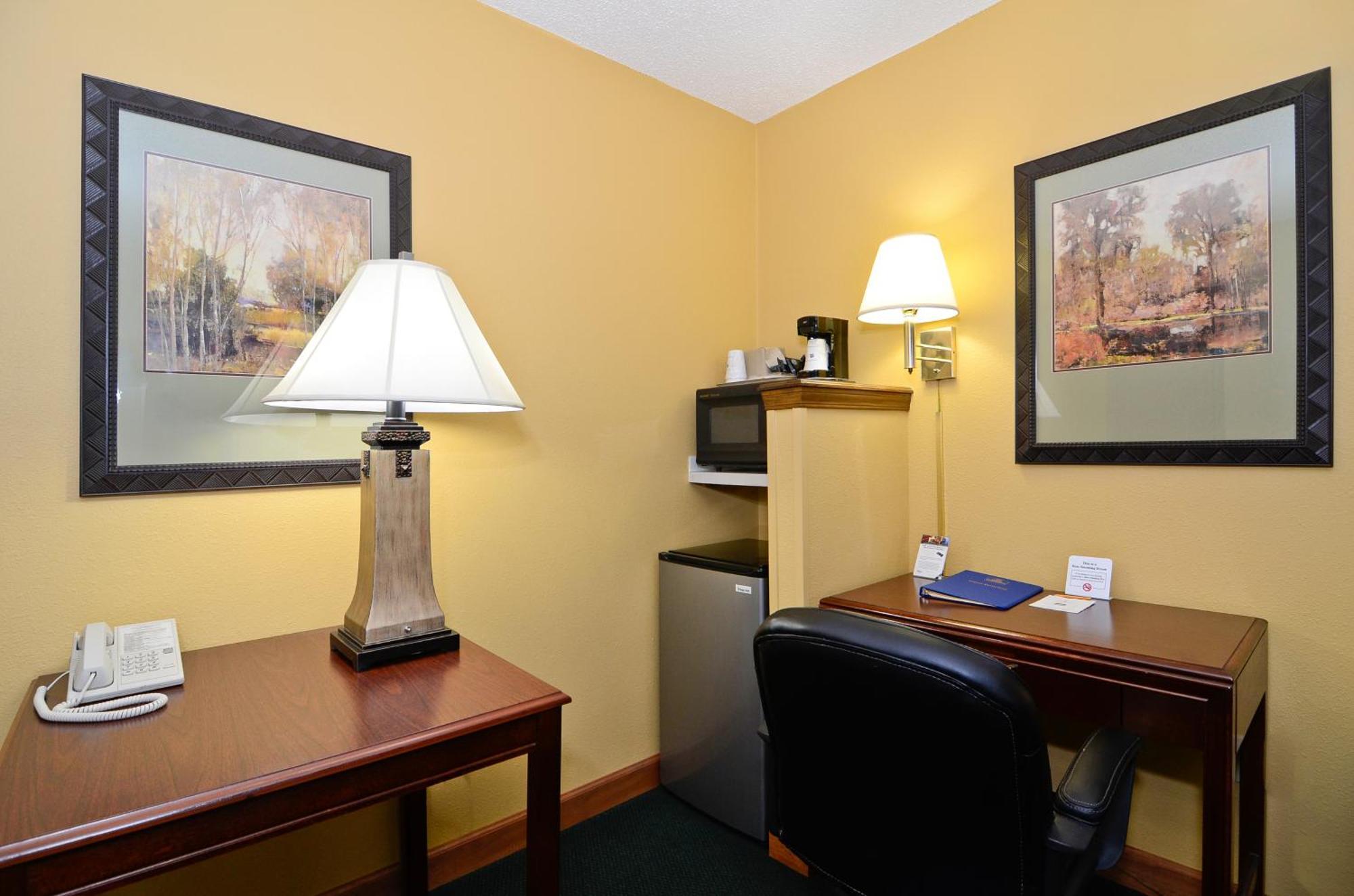 Americas Best Value Inn Iola Zimmer foto